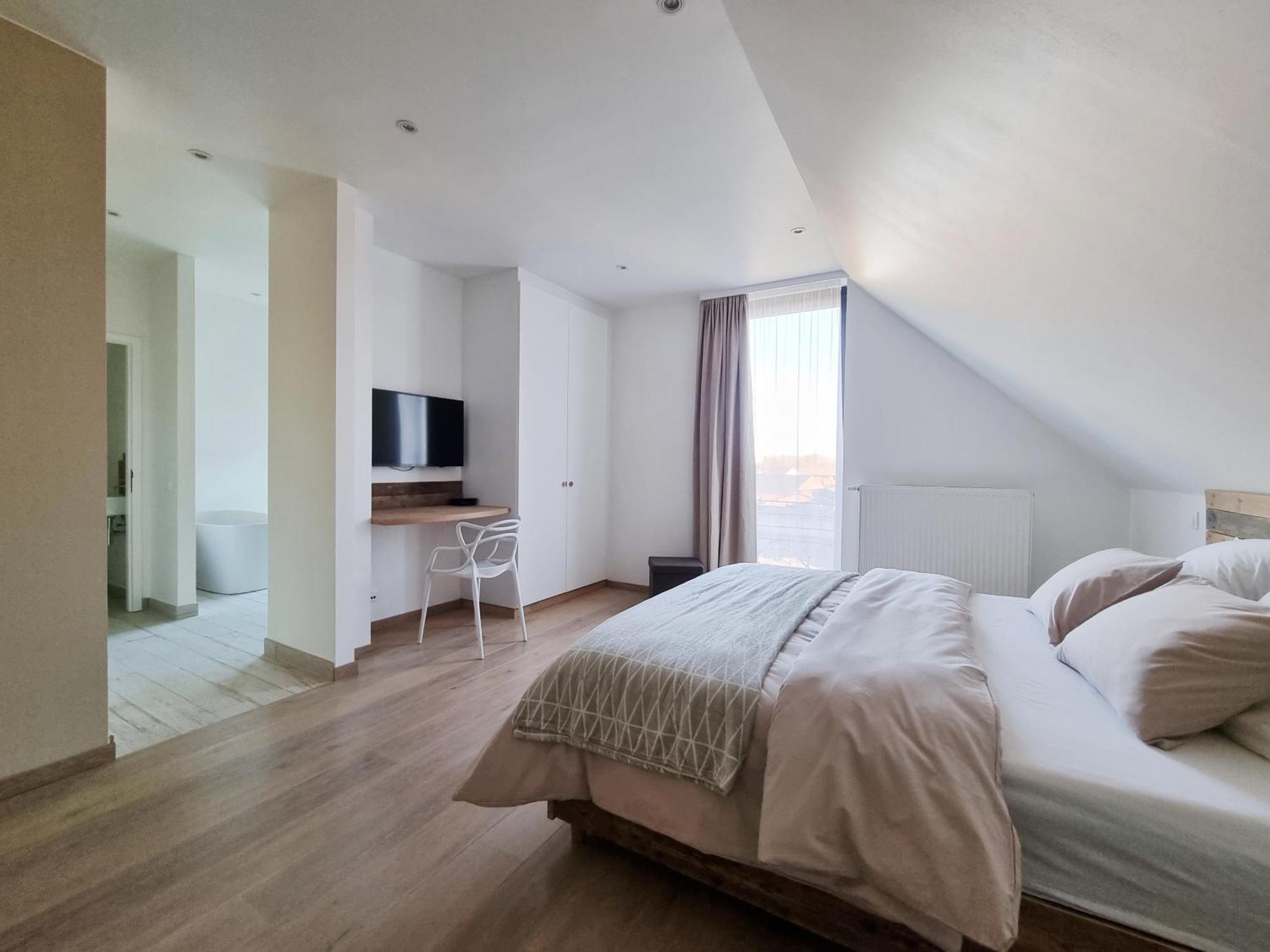 Bed and Breakfast Les Arbres Sous Le Vent A 10 Min De Pairi Daiza Jurbise Exterior foto